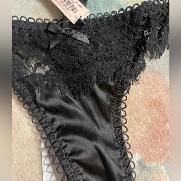 Faye For Love and Lemons thong and bra set 🍋 - Picture 9 of 16